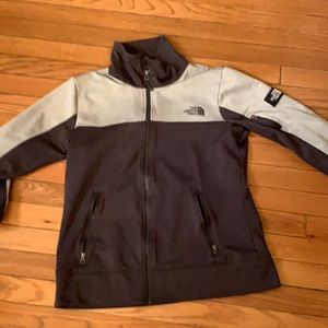 Women’s size large north face zip up
